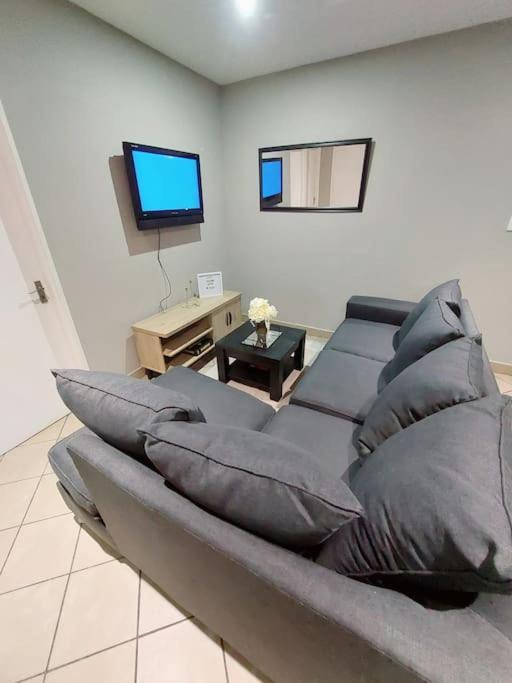 Apartmán Pamuzinda Airbnb At Urban Cove Mbombela Exteriér fotografie